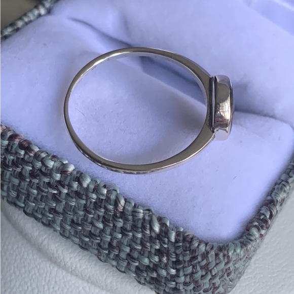 Sterling silver ring - Picture 2 of 3